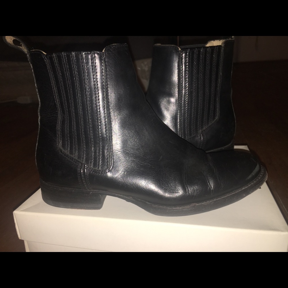 Frye ‘Jamie’ Chelsea Boots Sz 9